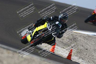 media/Nov-01-2025-TrackDaz (Sat) [[2b4d5192bc]]/C Group/1240pm (Turn 2 Outside)/